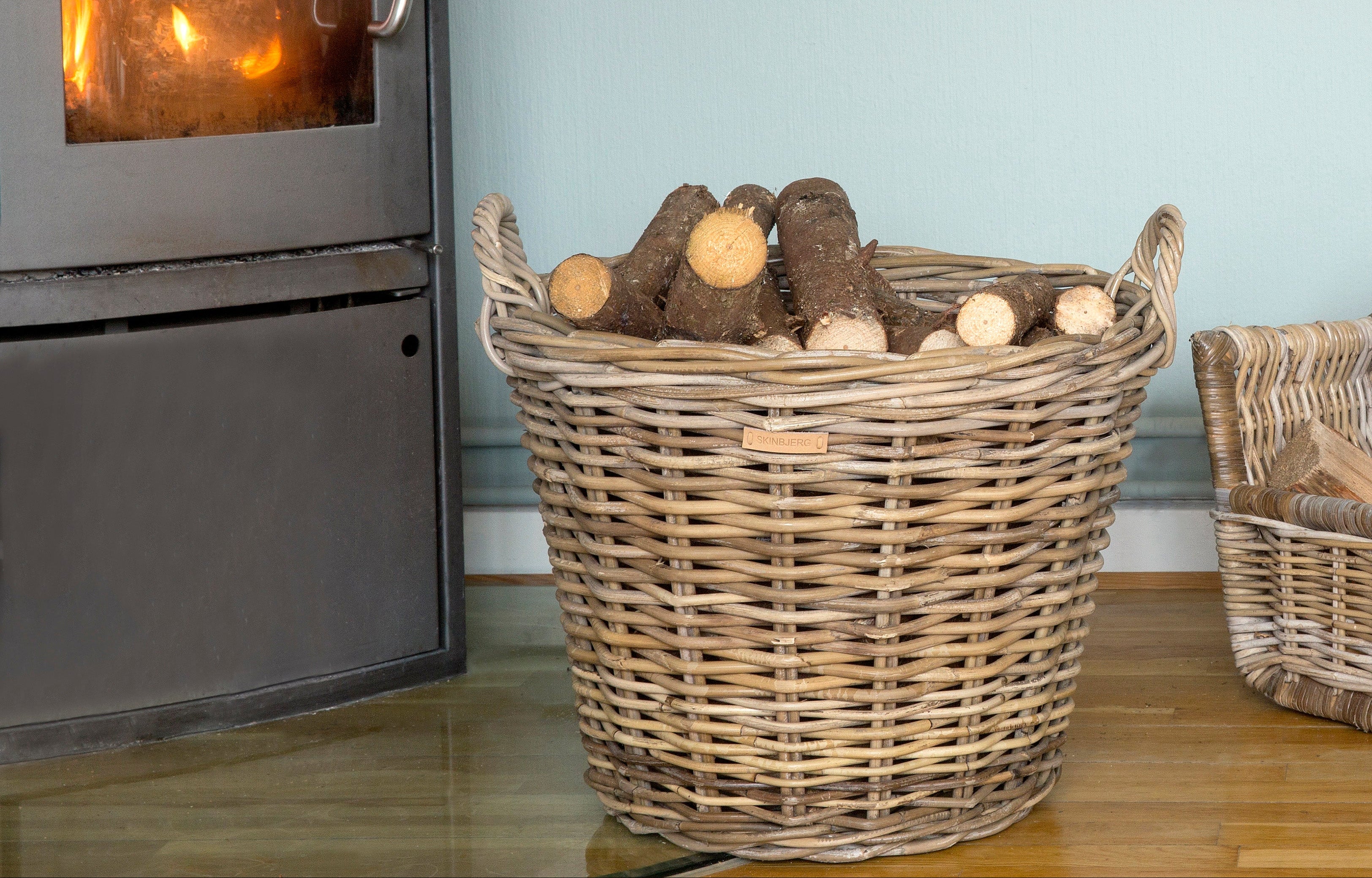 Brændekurv Ø50xH47 i Grå Rattan